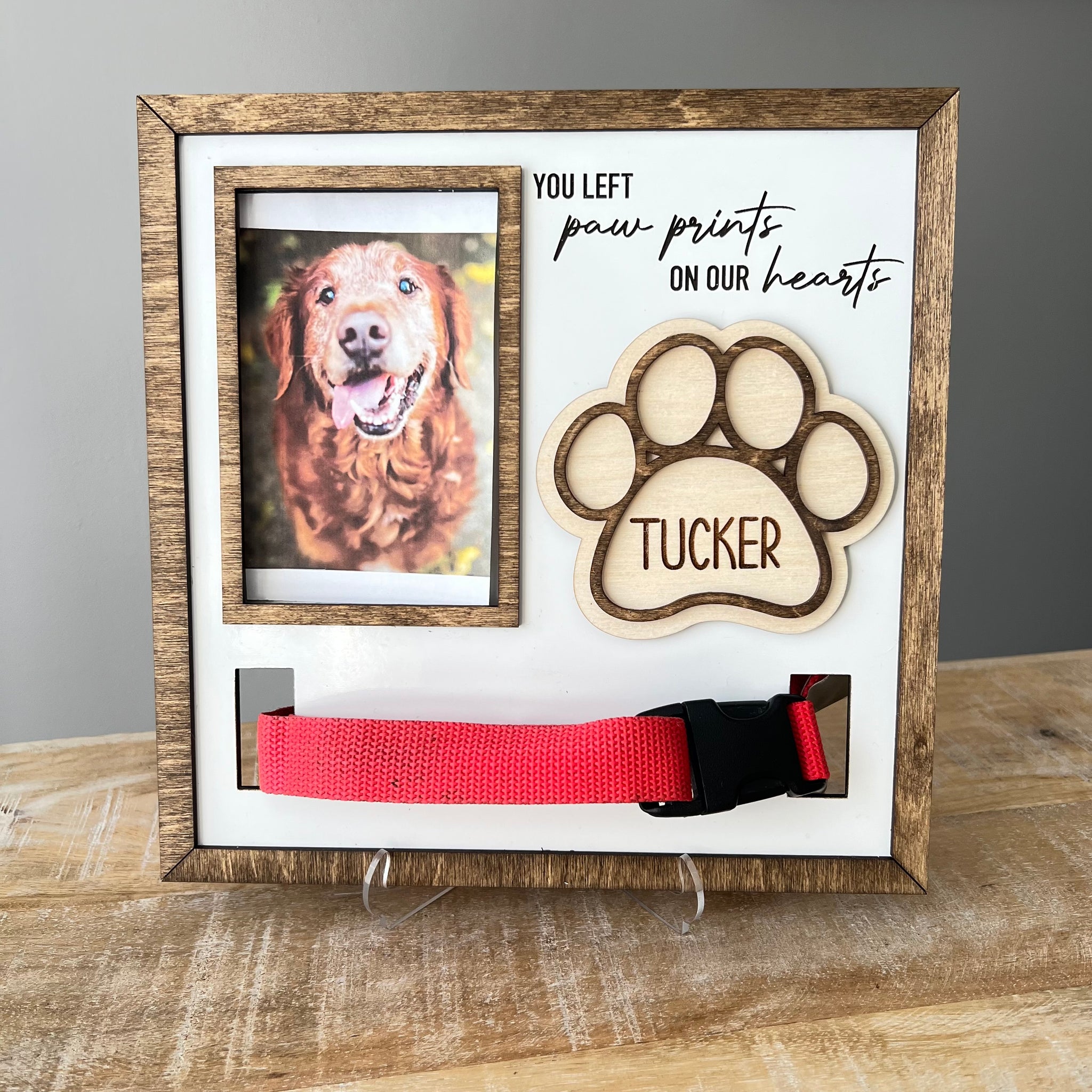 https://moorehomedecor.com.co/cdn/shop/files/dogmemorialsign_1024x1024@2x.jpg?v=1689797717